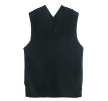 Load image into Gallery viewer, V-neck Knitted Sleeveless Vest
