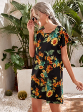 Load image into Gallery viewer, CARMEL FLORAL PRINT TUNIC DRESS
